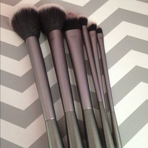 Brush set